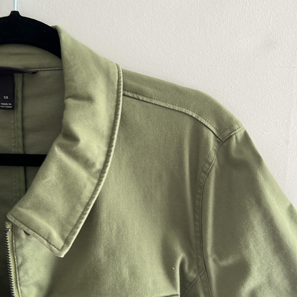 2. Lane Bryant Woman’s Jacket with Peplum waist, zip and snap closure, and belt - Picture 12 of 16